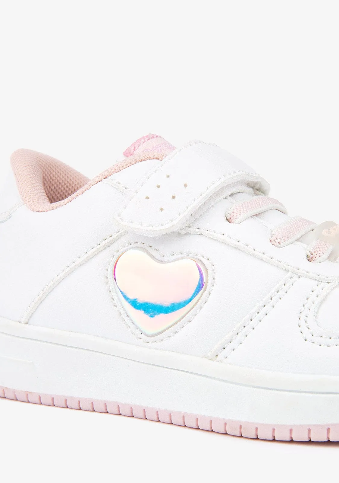 Girl's White Heart With Lights Sneakers