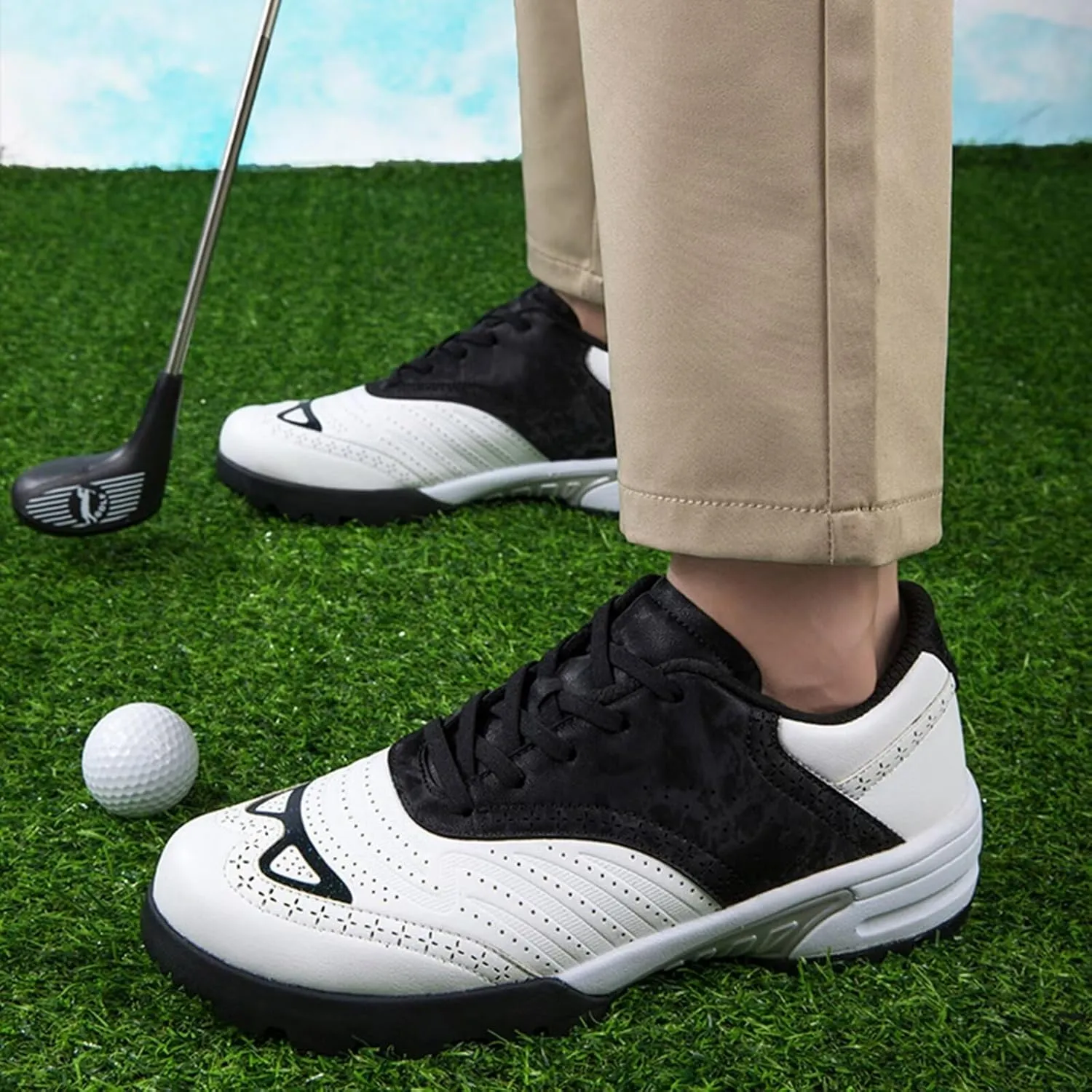 Golf Shoes Mens Professional Golf Trainers Breathable Spikeless Golfers Sneakers Non-slip Outdoor Walking Sneakers
