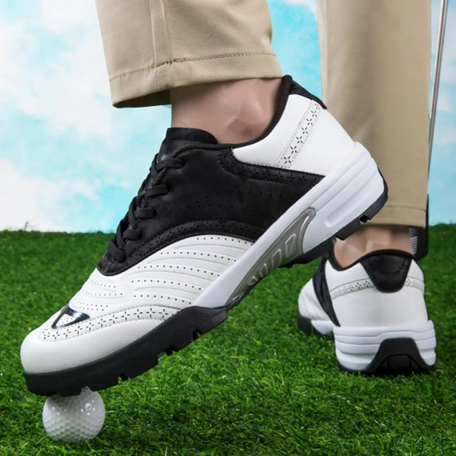 Golf Shoes Mens Professional Golf Trainers Breathable Spikeless Golfers Sneakers Non-slip Outdoor Walking Sneakers