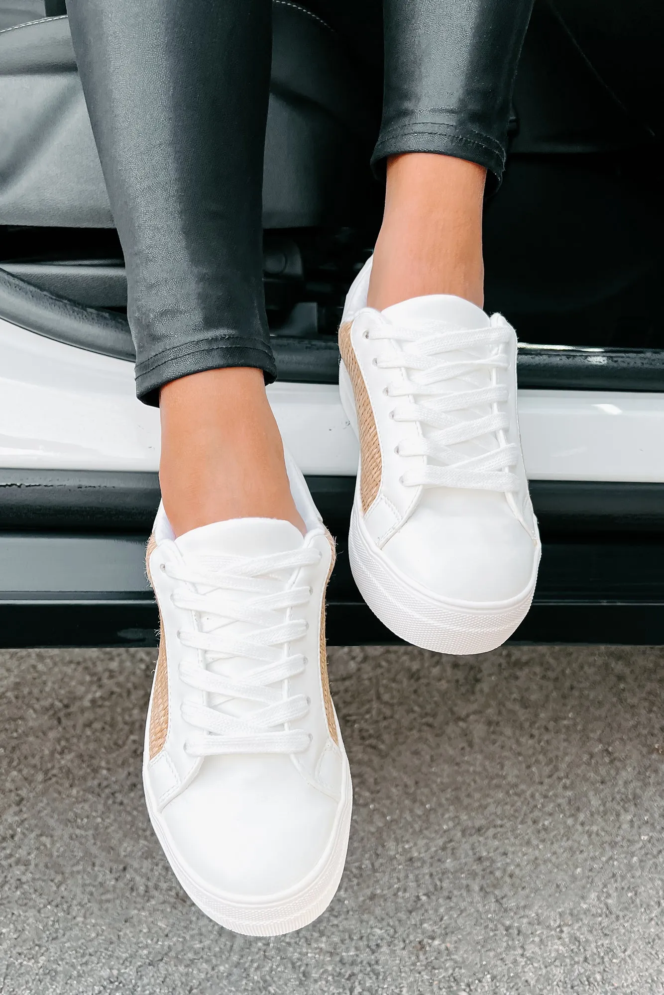 Island Casual Woven Straw Sneakers (Light Tan Rafia/White)