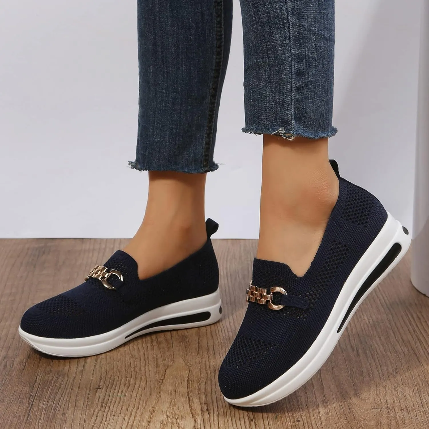 Loafers for Women Low Top Non Slip Shoes Classic Comfort Flat Fashion Sneakers with Metal Decor Ladies Slip On Casual Boat Shoes Mesh Breathable Elastic Tennis Sneakers for Gym Travel Daily Wear