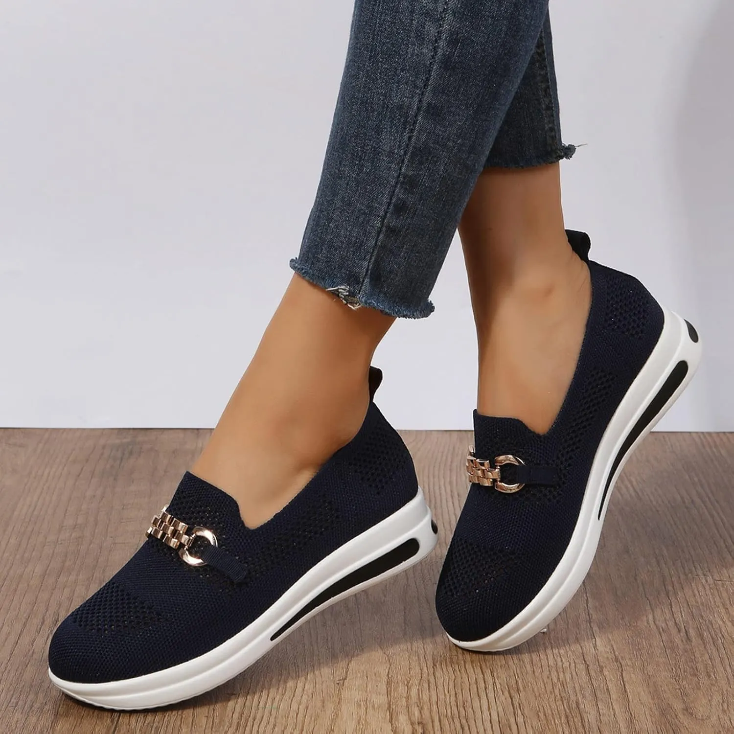 Loafers for Women Low Top Non Slip Shoes Classic Comfort Flat Fashion Sneakers with Metal Decor Ladies Slip On Casual Boat Shoes Mesh Breathable Elastic Tennis Sneakers for Gym Travel Daily Wear