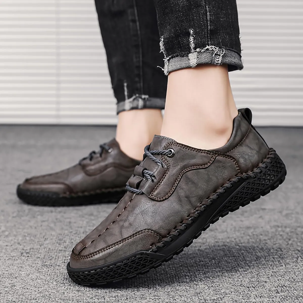 Men's Casual Oxford Sneakers - Comfortable Lace-Up Derby Shoe for Business Casual & Everyday Wear Classic Round -Lace-Up Loafers