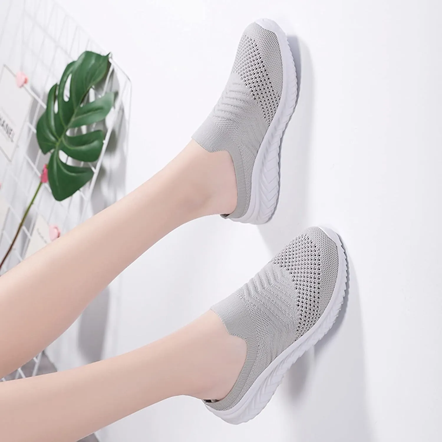 Slip On Casual Boat Shoes for Women Breathable Ladies Comfortable Lightweight Shoe Classic Comfort Flat Fashion Sneakers Low Top Elastic Footwears for Gym Travel Outdoor Indoor