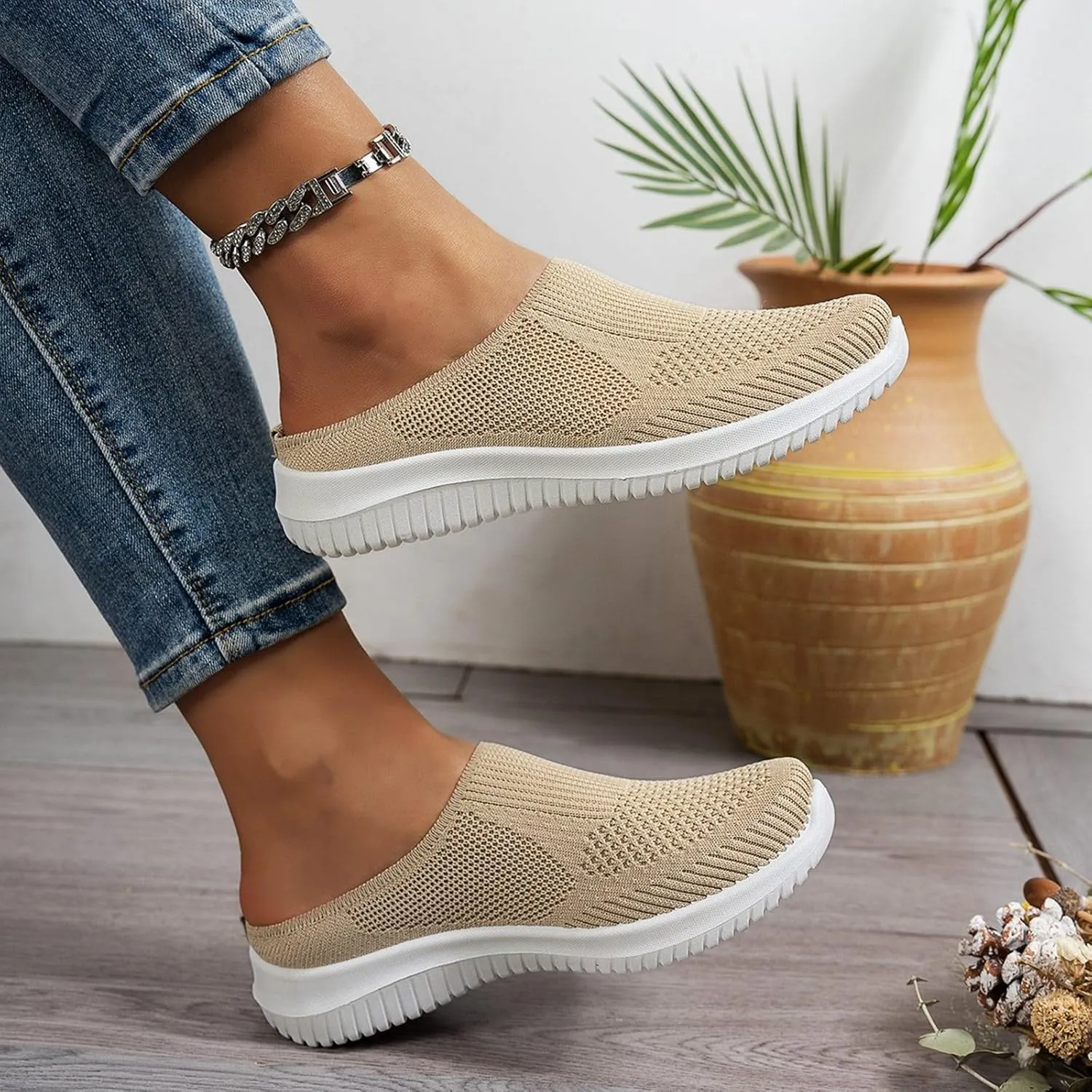 Women's Casual Shoes Everyday Wear Comfortable Soft Sole Slide Sandals with Open Toe Design Home Wear Slippers Women